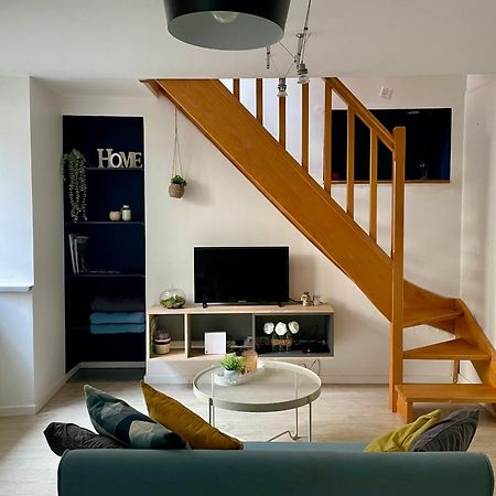 Besancon: Charmant Duplex Au Pied De La Citadelle Bagian luar foto
